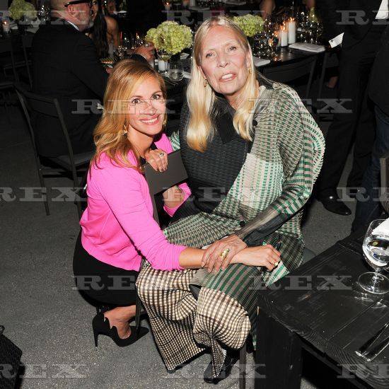 with Julia Roberts 