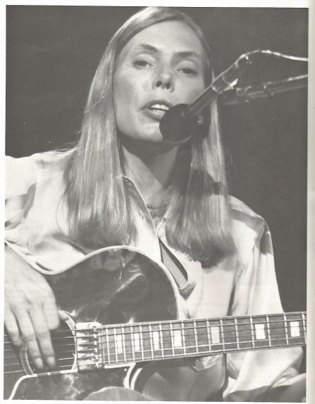 Joni flew in from the West Coast to play the Benefit [Siquomb]